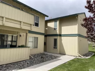 Photo #2: 240006232 Listing