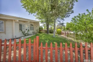 Photo #2: 240006252 Listing