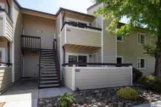 Photo #2: 240006360 Listing