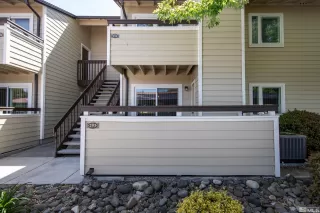 Photo #3: 240006360 Listing