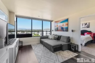 Photo #2: 240006430 Listing 