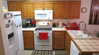 Photo #3: 240006431 Listing 