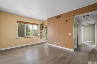 Photo #2: 240006544 Listing