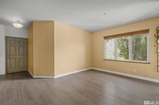 Photo #3: 240006544 Listing