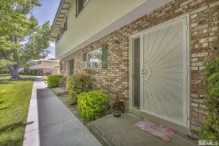 Photo #2: 240006663 Listing