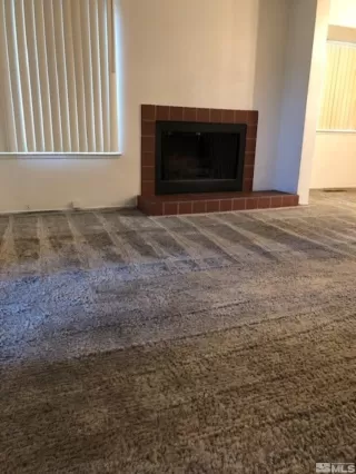 Photo #2: 240006669 Listing