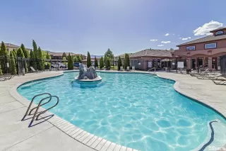 Photo #2: 240006678 Listing