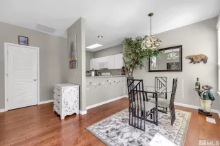 Photo #6: 240006765 Listing 