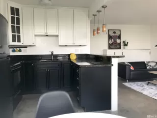 Photo #4: 240006844 Listing