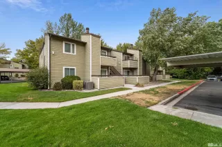 Photo #2: 240006860 Listing