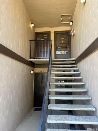 Photo #2: 240006926 Listing 