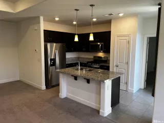 Photo #4: 240006990 Listing