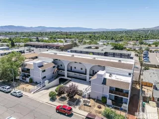 Photo #2: 240007060 Listing 