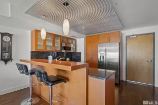 Photo #5: 240007101 Listing 