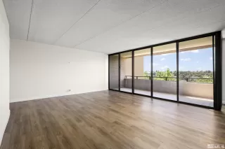 Photo #2: 240007154 Listing 