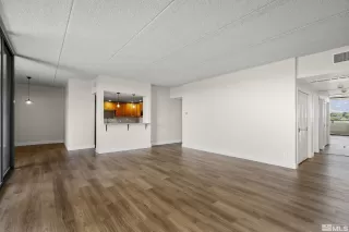 Photo #3: 240007154 Listing 