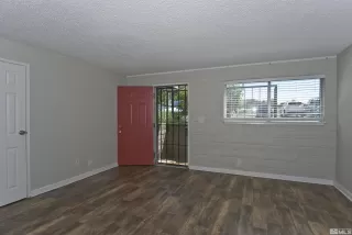 Photo #3: 240007170 Listing