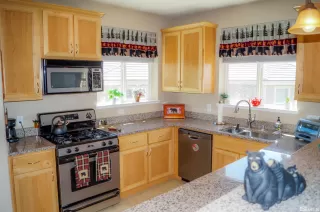 Photo #2: 240007233 Listing