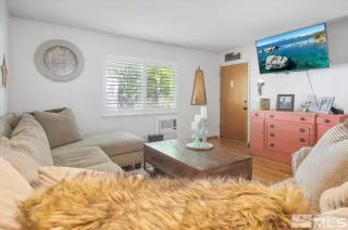 Photo #6: 240007254 Listing