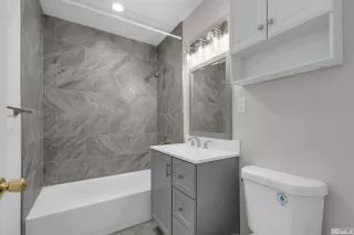 Photo #2: 240007290 Listing 