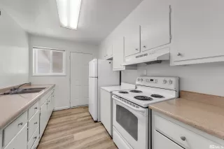 Photo #3: 240007290 Listing 