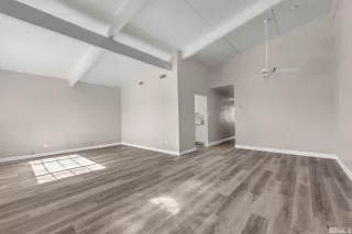 Photo #5: 240007290 Listing 