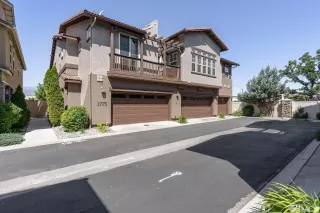 Photo #2: 240007307 Listing 