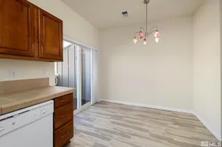 Photo #6: 240007457 Listing 