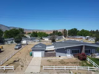 Photo #3: 240007508 Listing