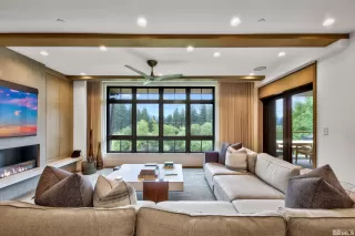 Photo #1: 240007509 Listing 