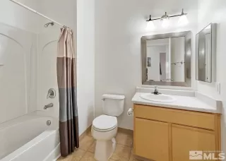 Photo #6: 240007543 Listing