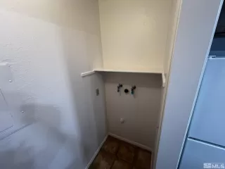 Photo #4: 240007579 Listing