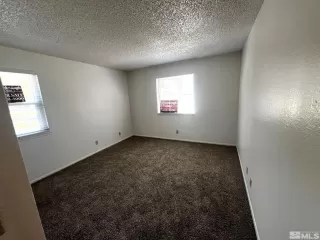 Photo #6: 240007579 Listing