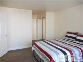 Photo #6: 240007585 Listing 