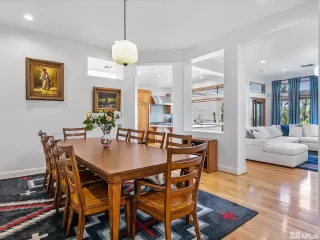 Photo #5: 240007587 Listing 