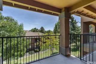 Photo #3: 240007605 Listing