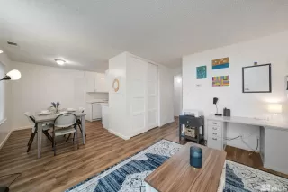 Photo #2: 240007688 Listing