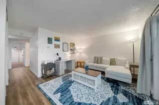 Photo #3: 240007688 Listing