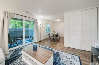 Photo #6: 240007688 Listing