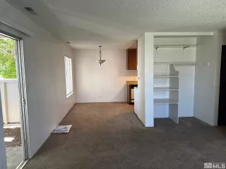 Photo #4: 240007701 Listing