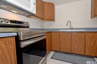 Photo #5: 240007775 Listing