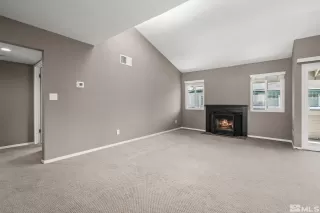 Photo #2: 240007827 Listing 