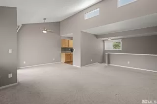 Photo #6: 240007827 Listing 