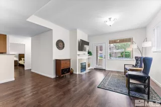 Photo #3: 240007840 Listing 