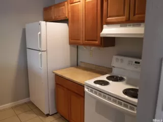 Photo #4: 240007889 Listing 