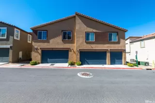 Photo #2: 240007907 Listing