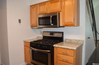 Photo #4: 240007913 Listing