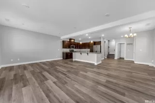 Photo #6: 240008019 Listing