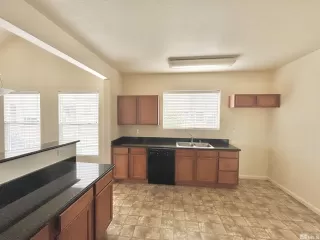 Photo #3: 240008042 Listing