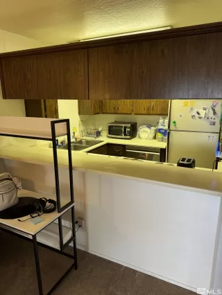 Photo #3: 240008048 Listing